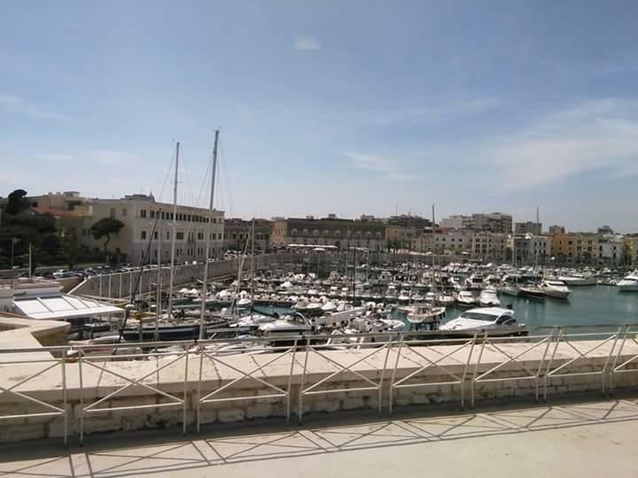 Ad Home Trani Esterno foto